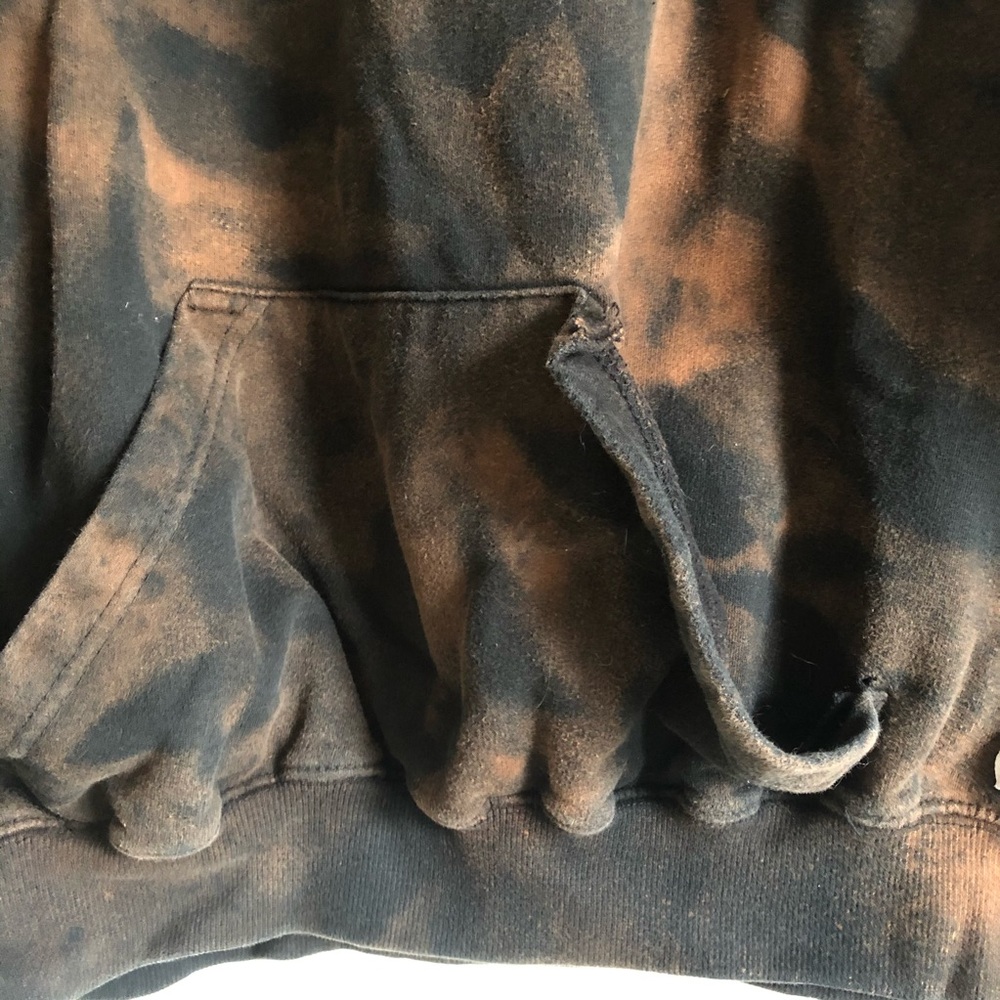 Vintage Bleached Pirates Hoodie - Picture 3 of 13